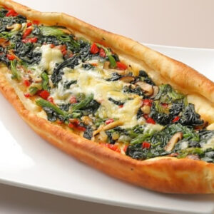 ボート型ほうれん草&キノコピザ